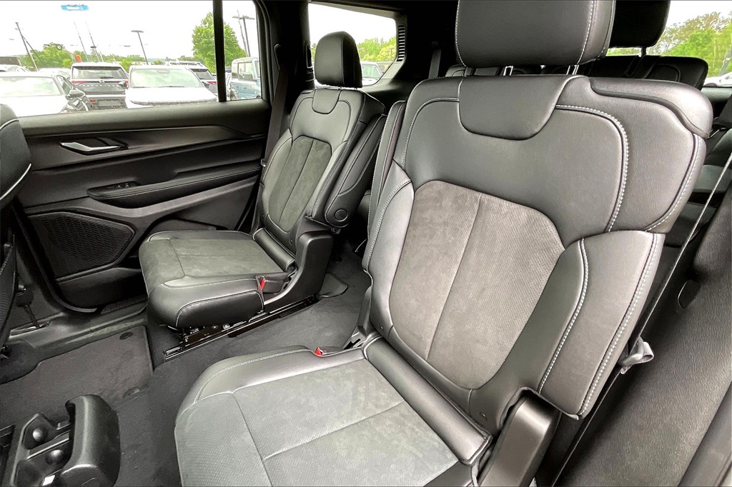 2025 Jeep Grand Cherokee L Altitude X - Photo 15
