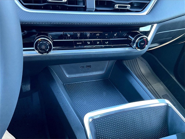 2026 Chevrolet Equinox LT - Photo 15