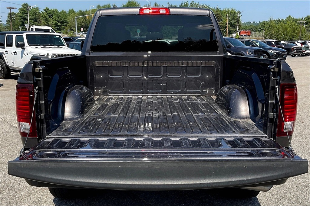 2022 Ram 1500 Classic Warlock - Photo 32