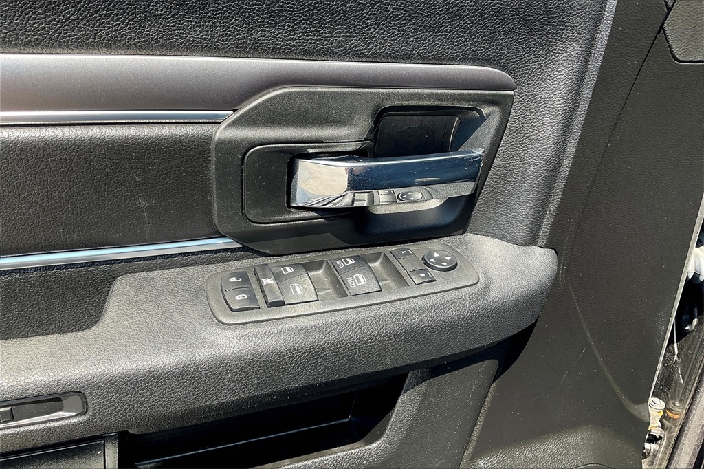 2022 Ram 1500 Classic Warlock - Photo 34
