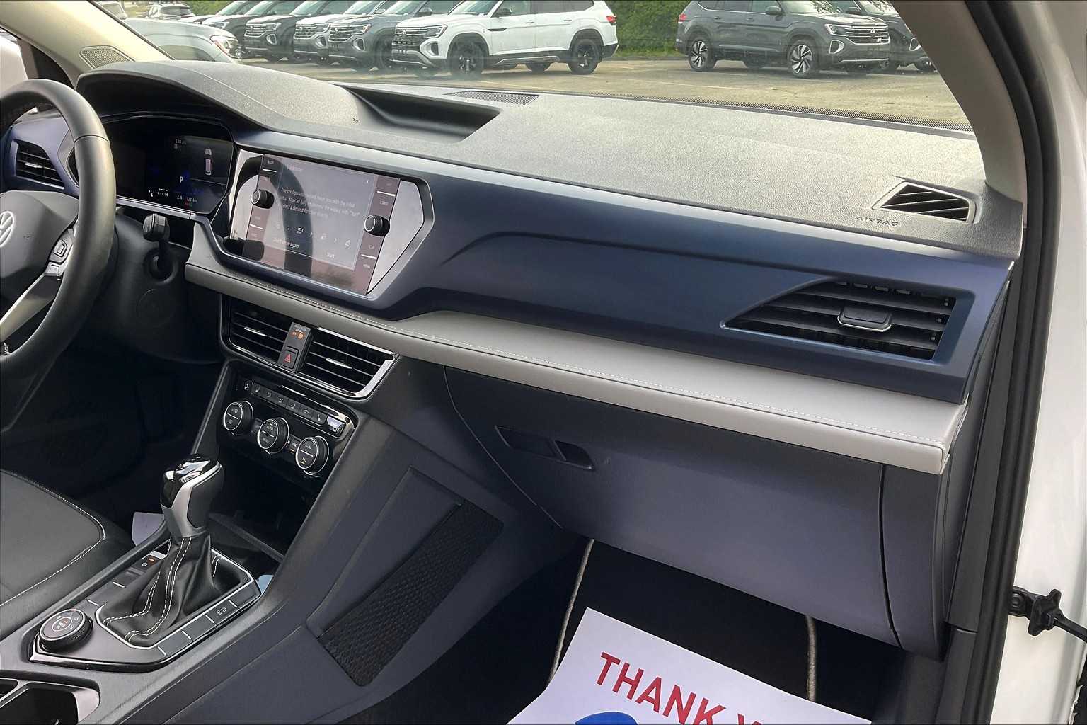 2024 Volkswagen Taos SE - Photo 13