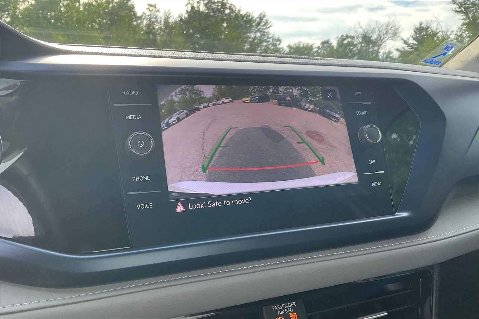 2024 Volkswagen Taos SE - Photo 19