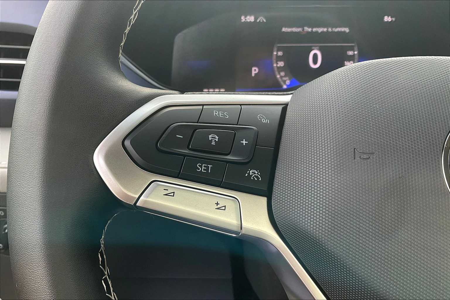 2024 Volkswagen Taos SE - Photo 22