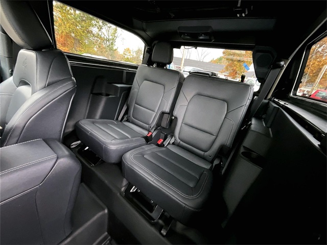2025 Ford Bronco Badlands - Photo 11