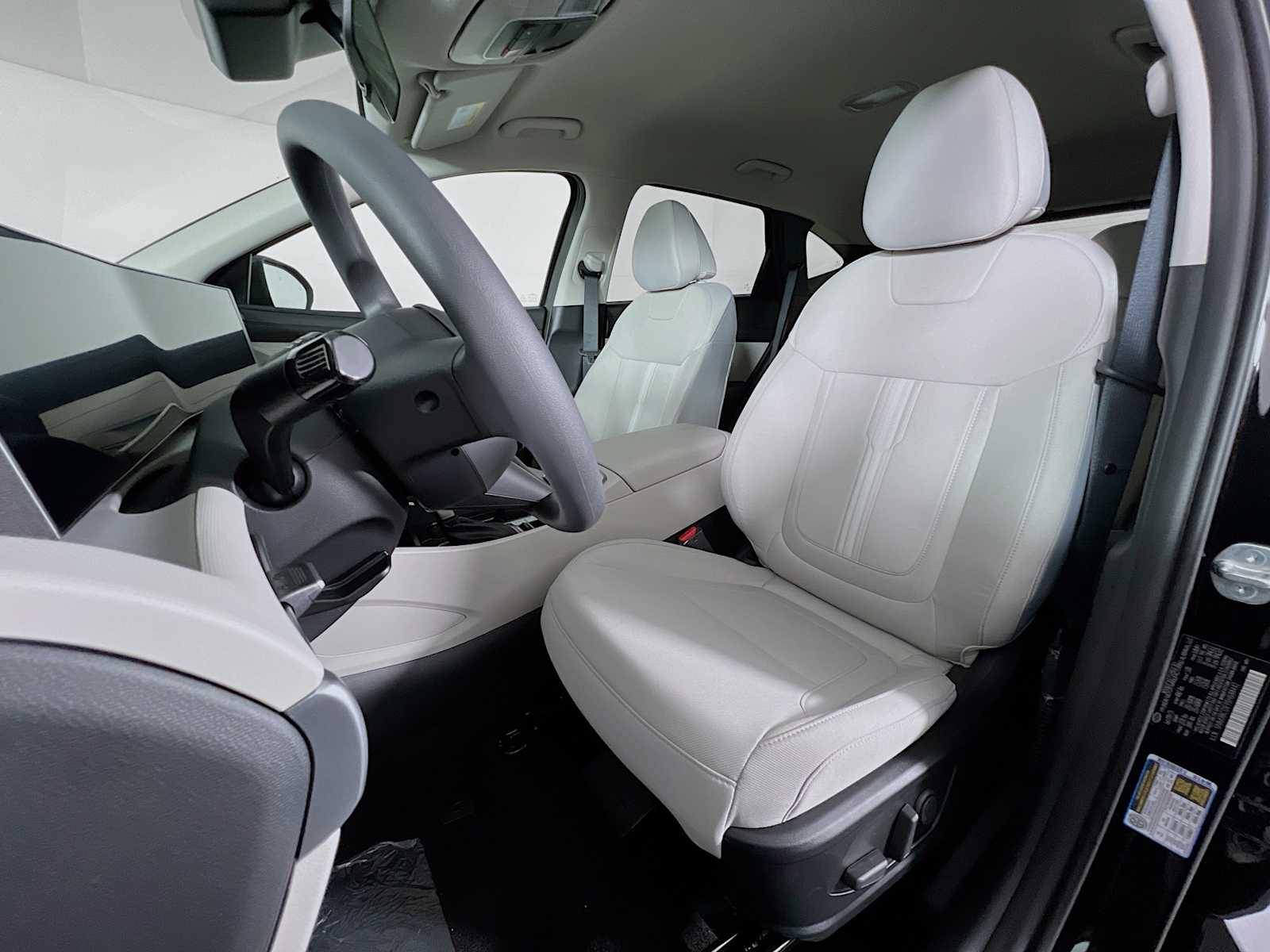 2025 Hyundai Tucson SEL - Photo 12