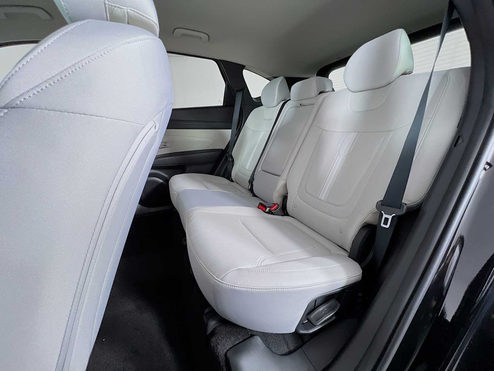 2025 Hyundai Tucson SEL - Photo 13