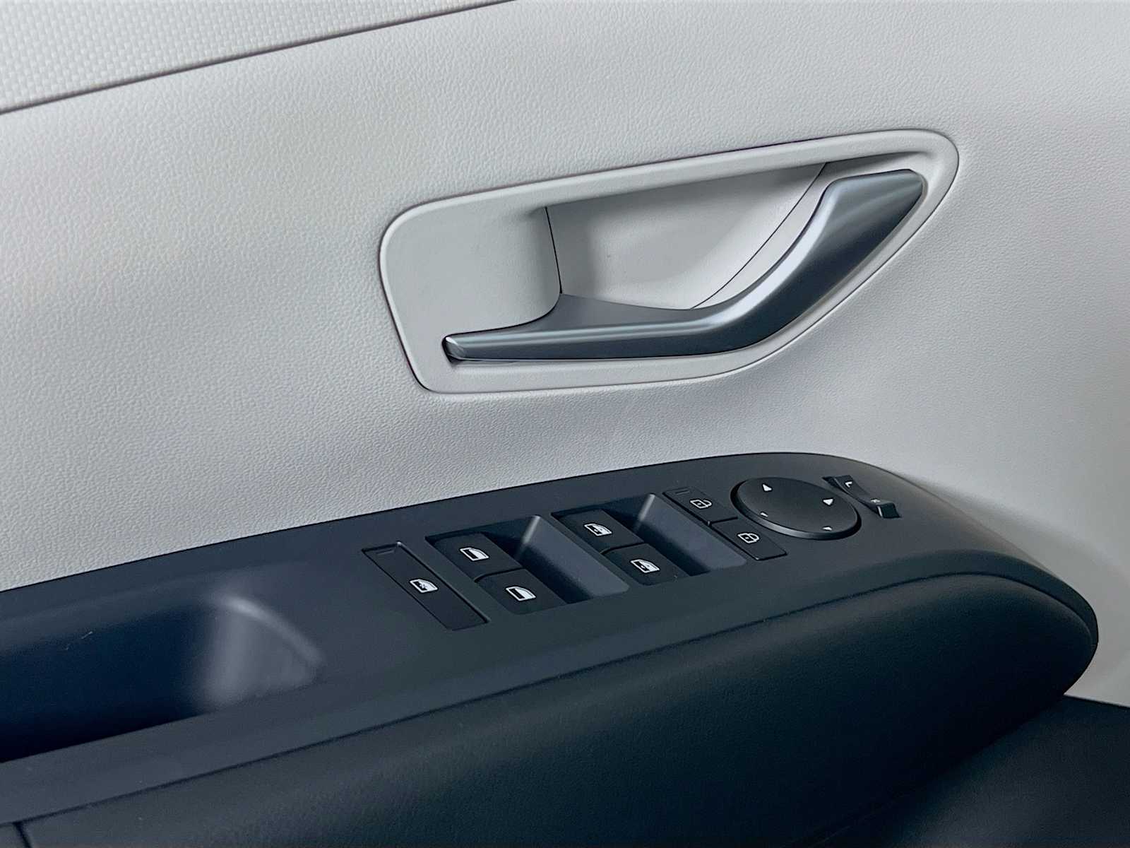 2025 Hyundai Tucson SEL - Photo 16