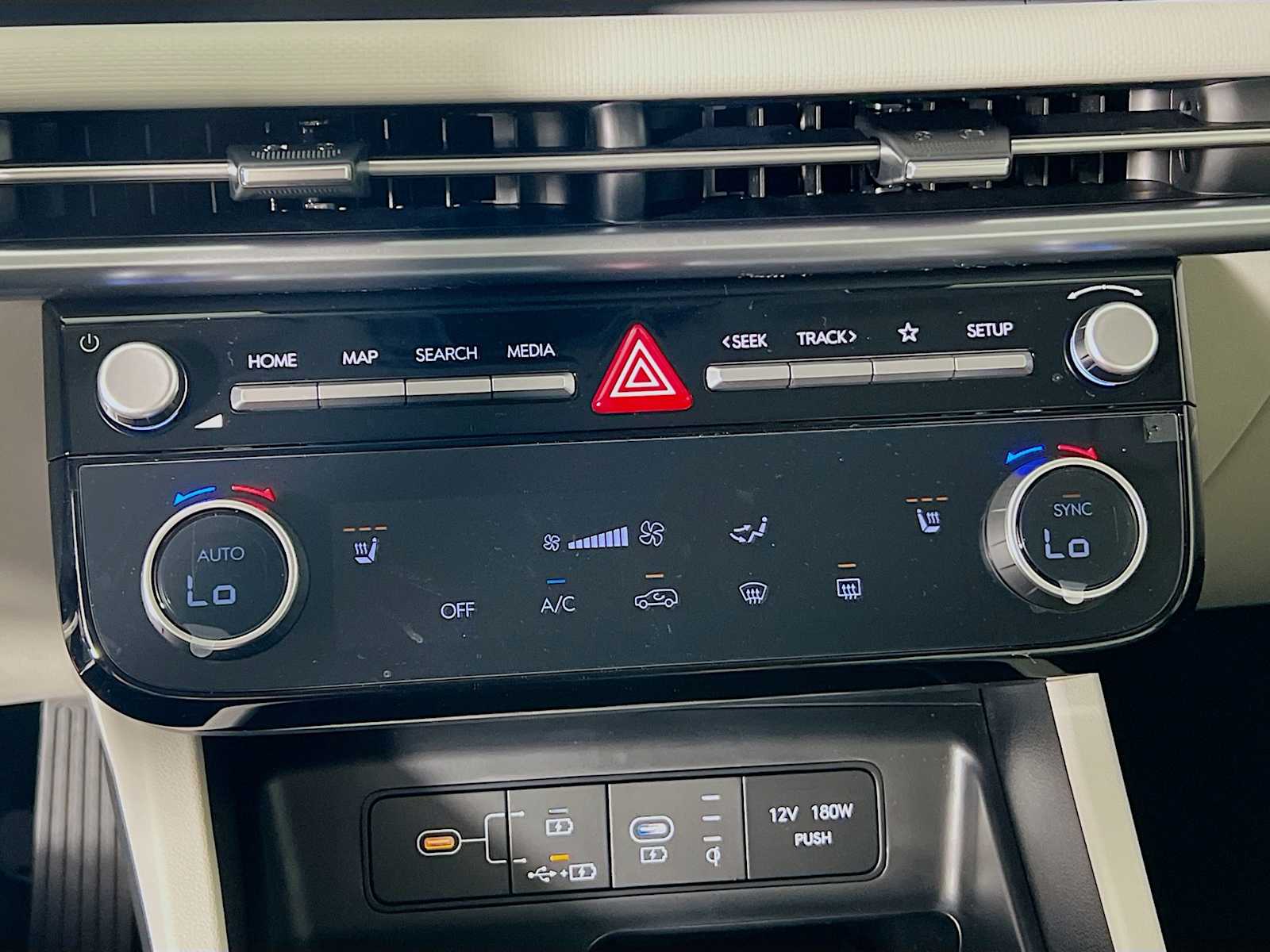 2025 Hyundai Tucson SEL - Photo 10