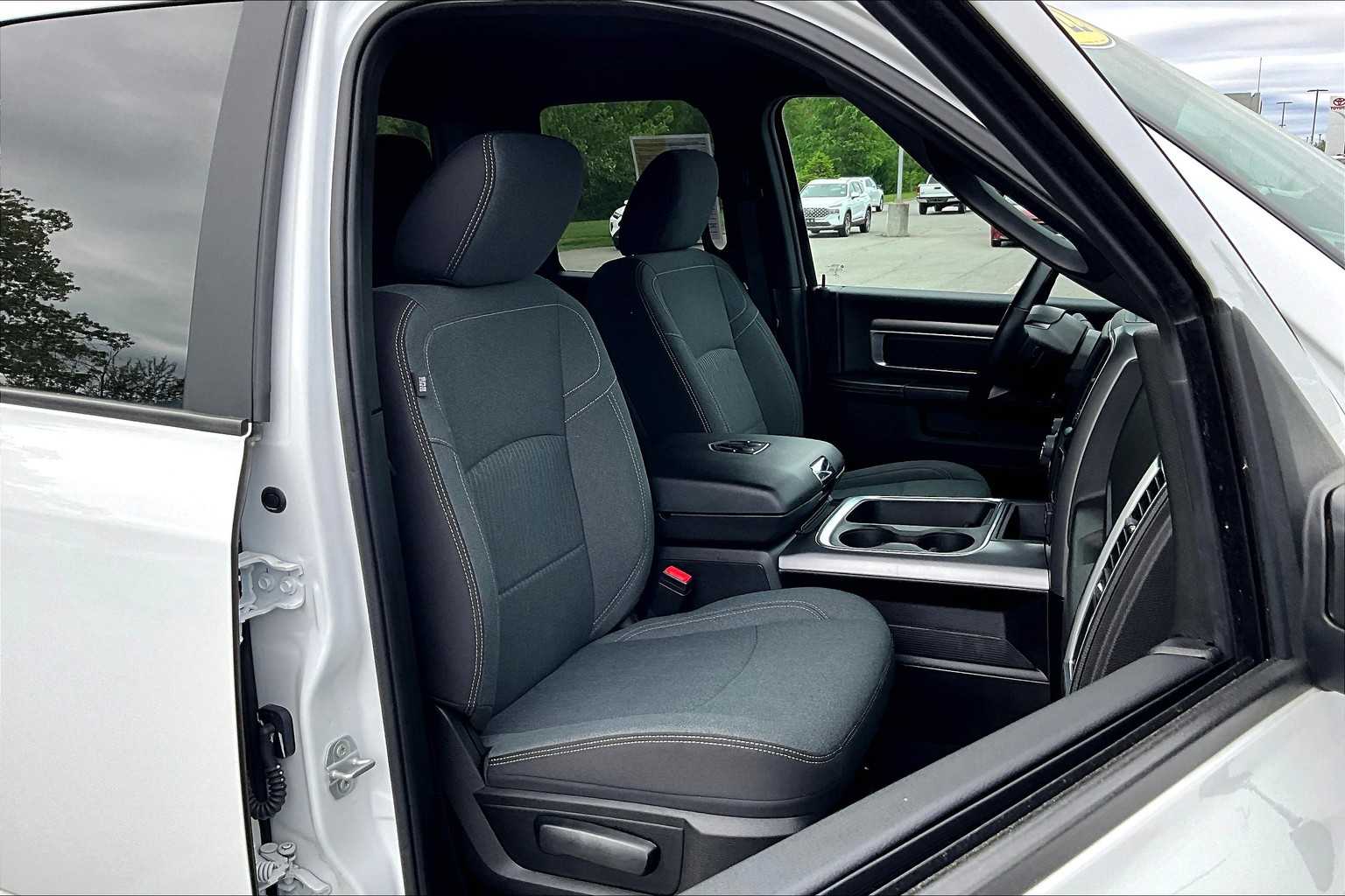 2022 Ram 1500 Classic Warlock - Photo 11