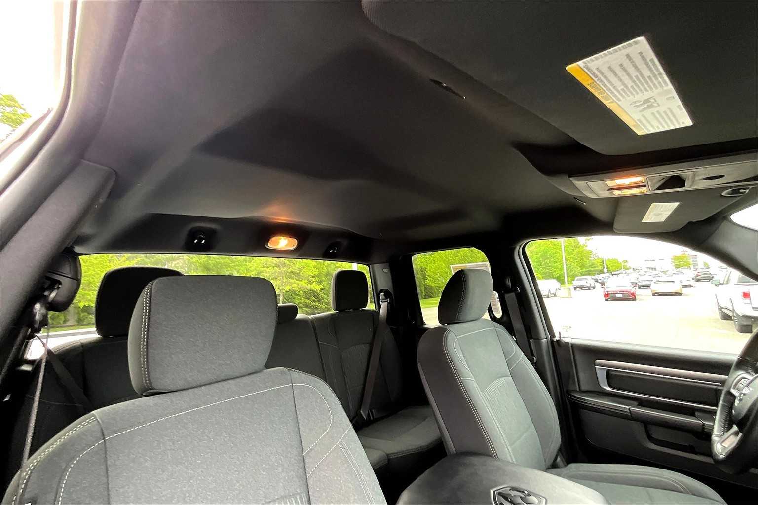 2022 Ram 1500 Classic Warlock - Photo 22