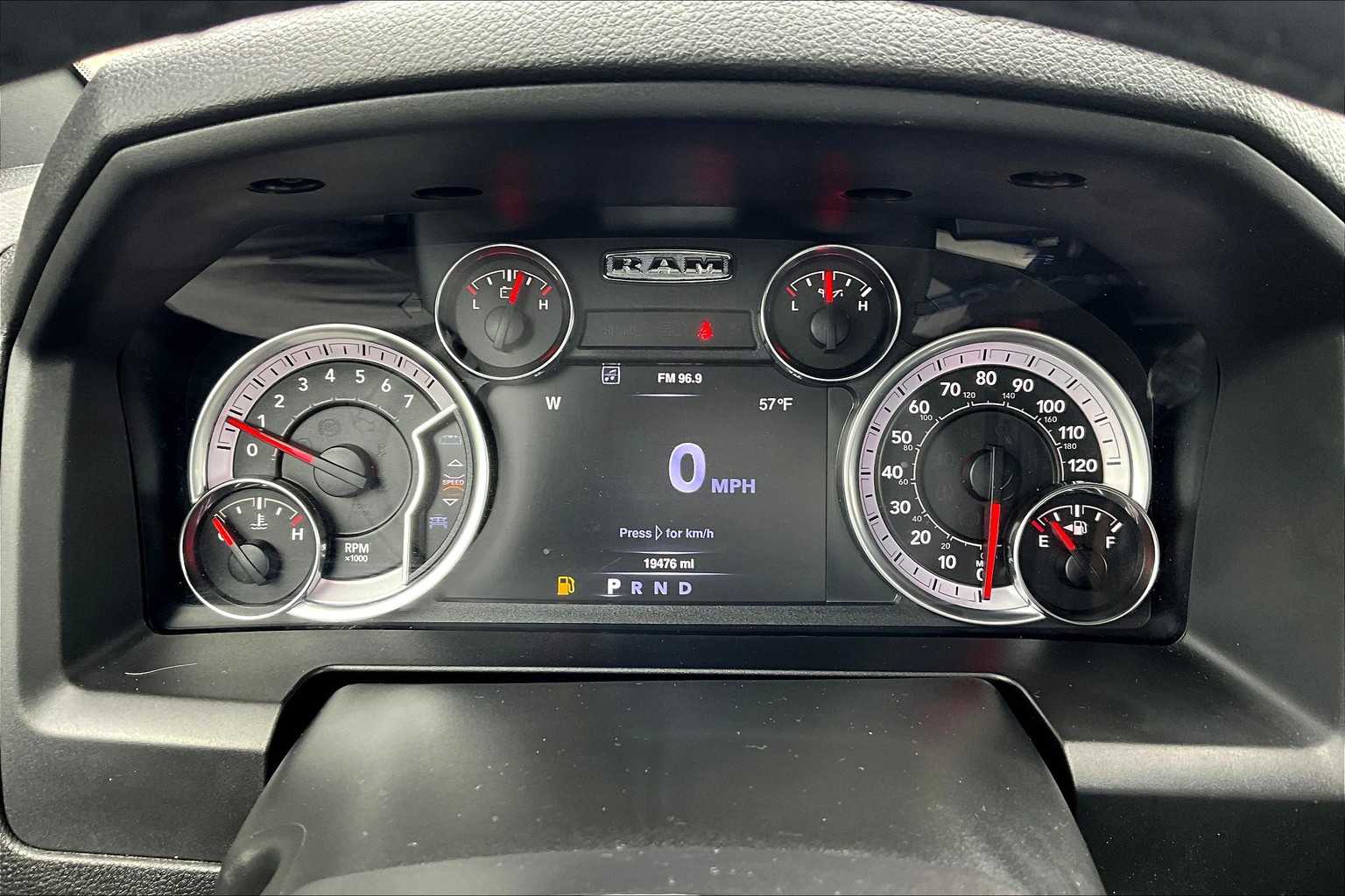 2022 Ram 1500 Classic Warlock - Photo 25