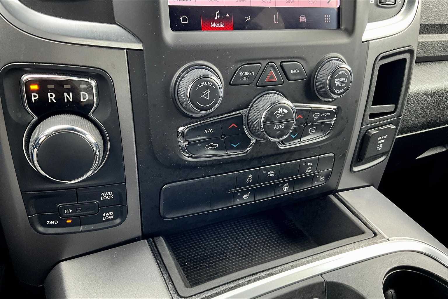 2022 Ram 1500 Classic Warlock - Photo 26
