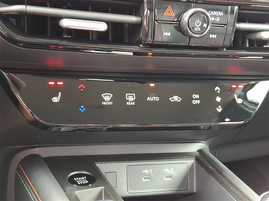 2026 Nissan Kicks SR - Photo 11
