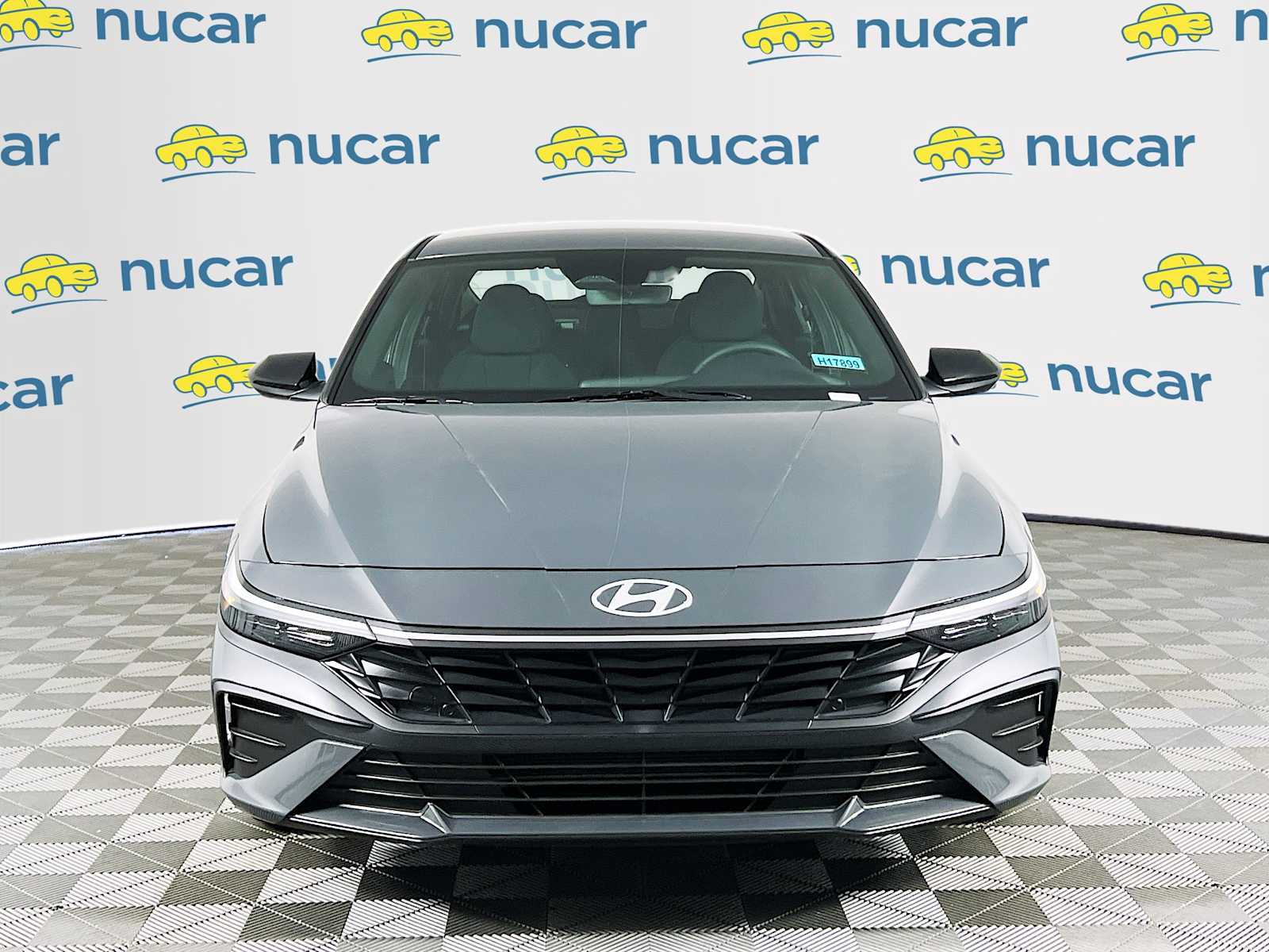 2025 Hyundai Elantra SEL Sport - Photo 2