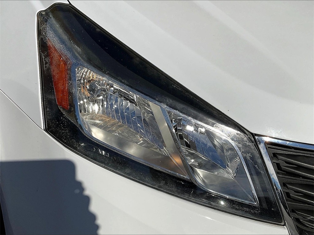 2017 Chevrolet Traverse LS - Photo 32