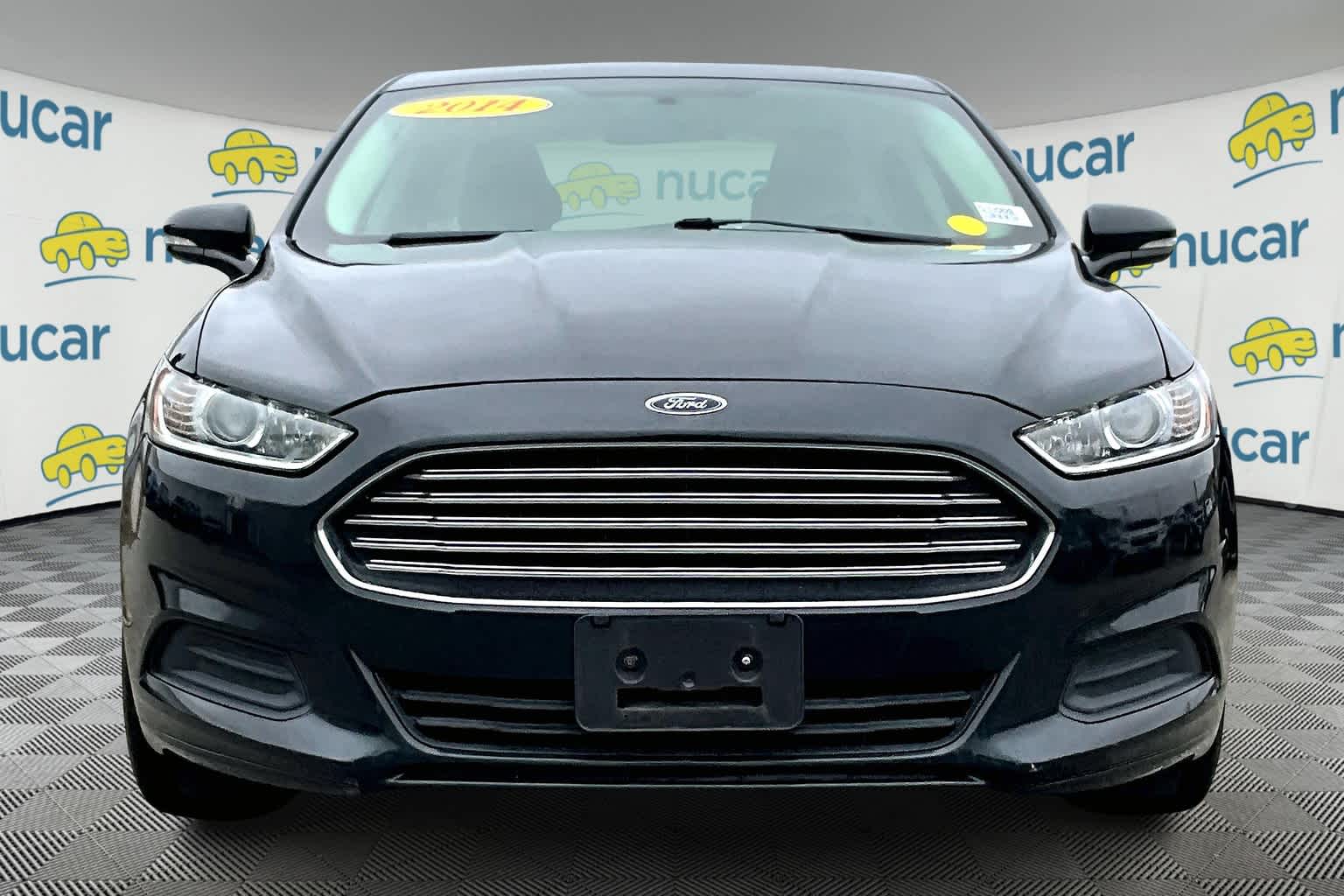 2014 Ford Fusion SE - Photo 2