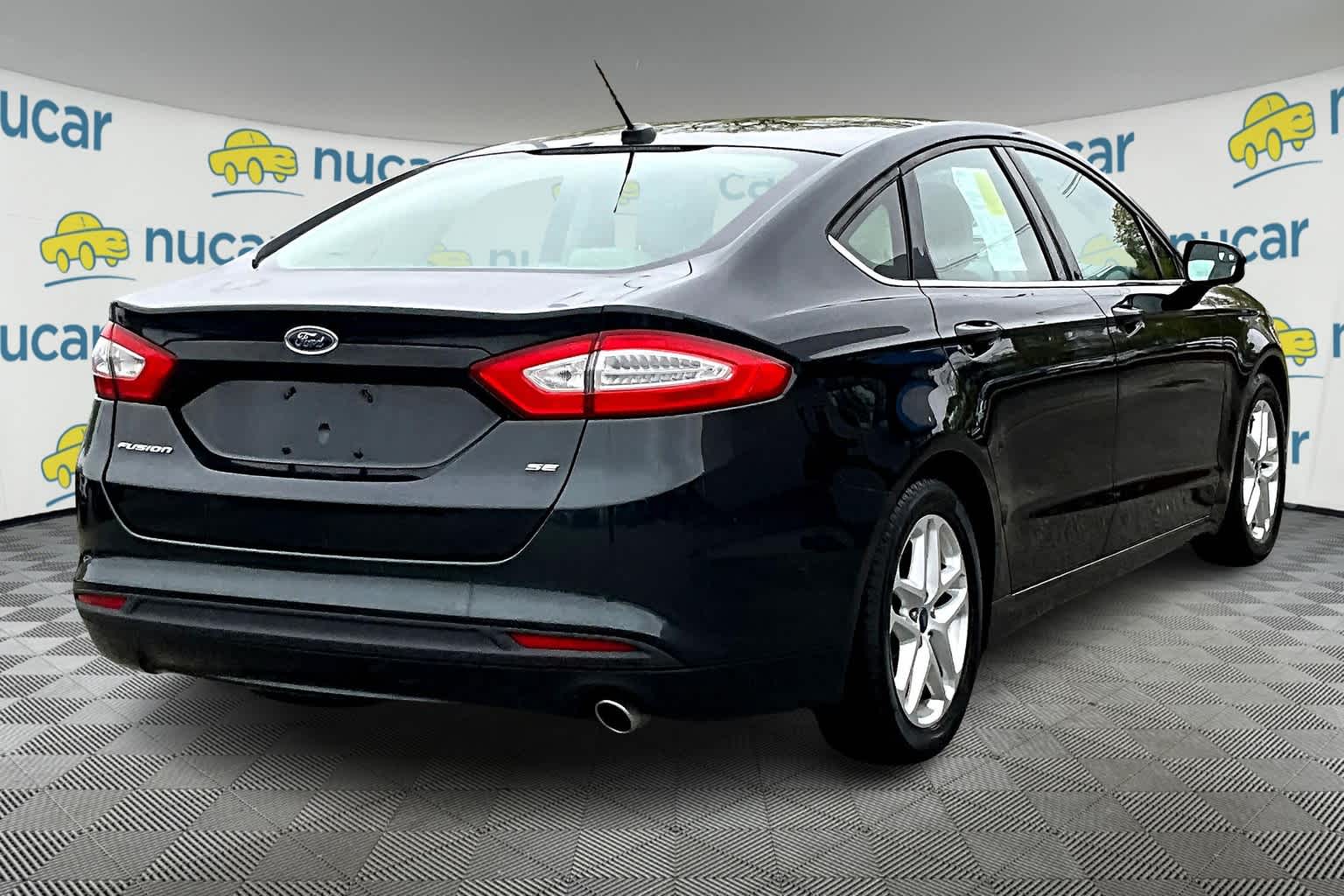 2014 Ford Fusion SE - Photo 6