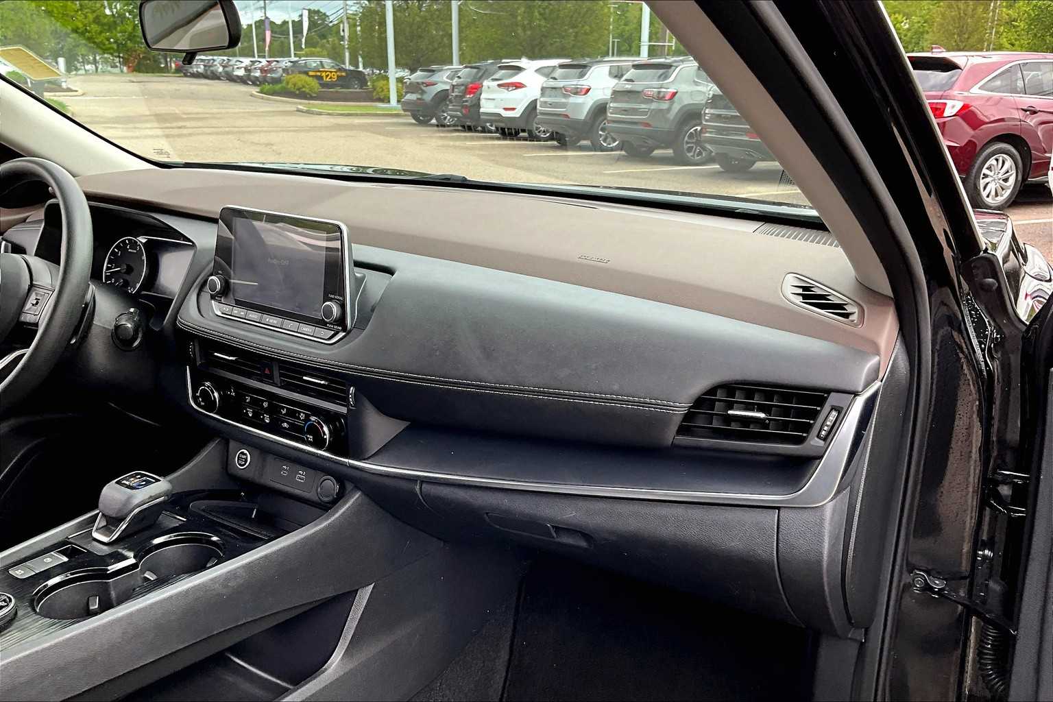 2021 Nissan Rogue S - Photo 13