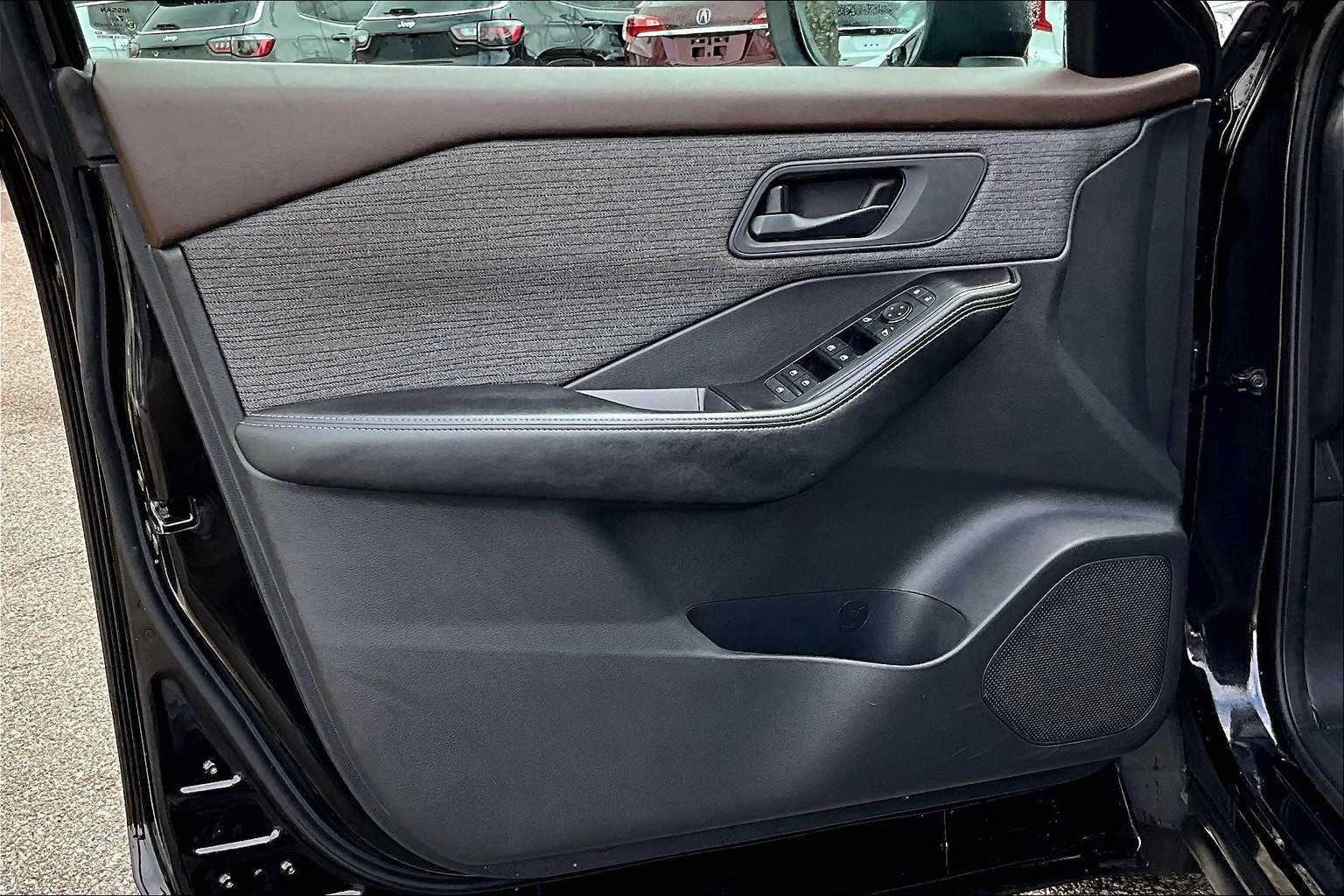 2021 Nissan Rogue S - Photo 9