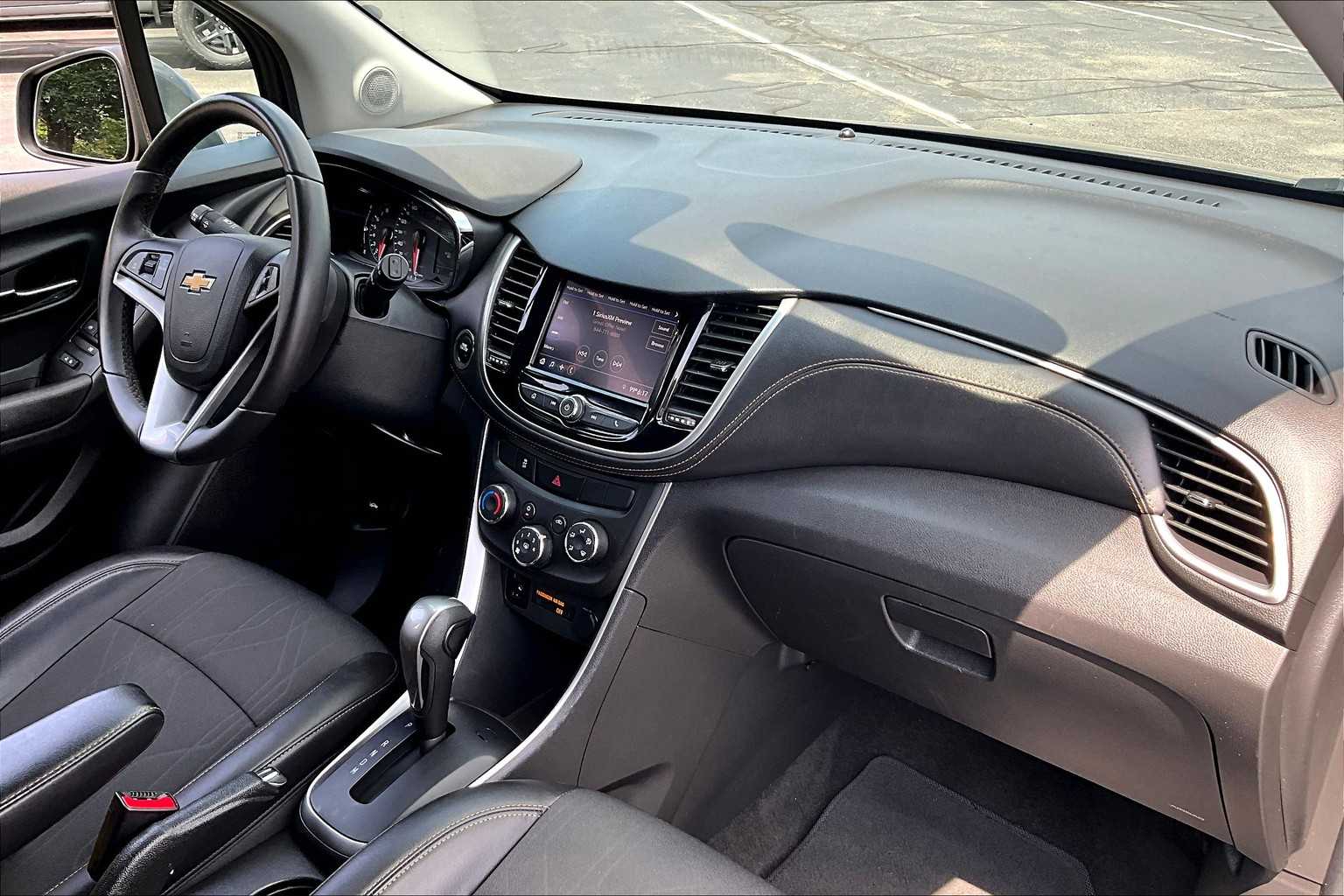2022 Chevrolet Trax LT - Photo 21