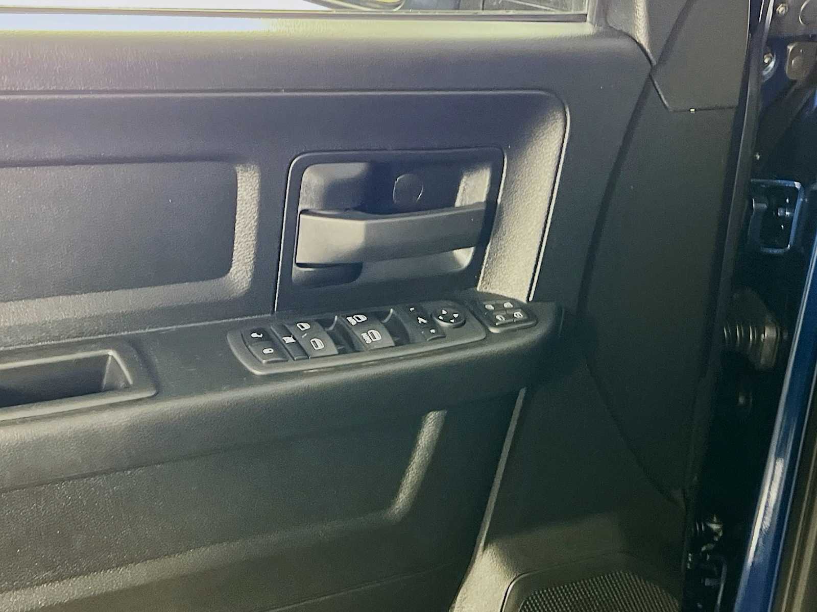 2023 Ram 2500 Tradesman - Photo 18