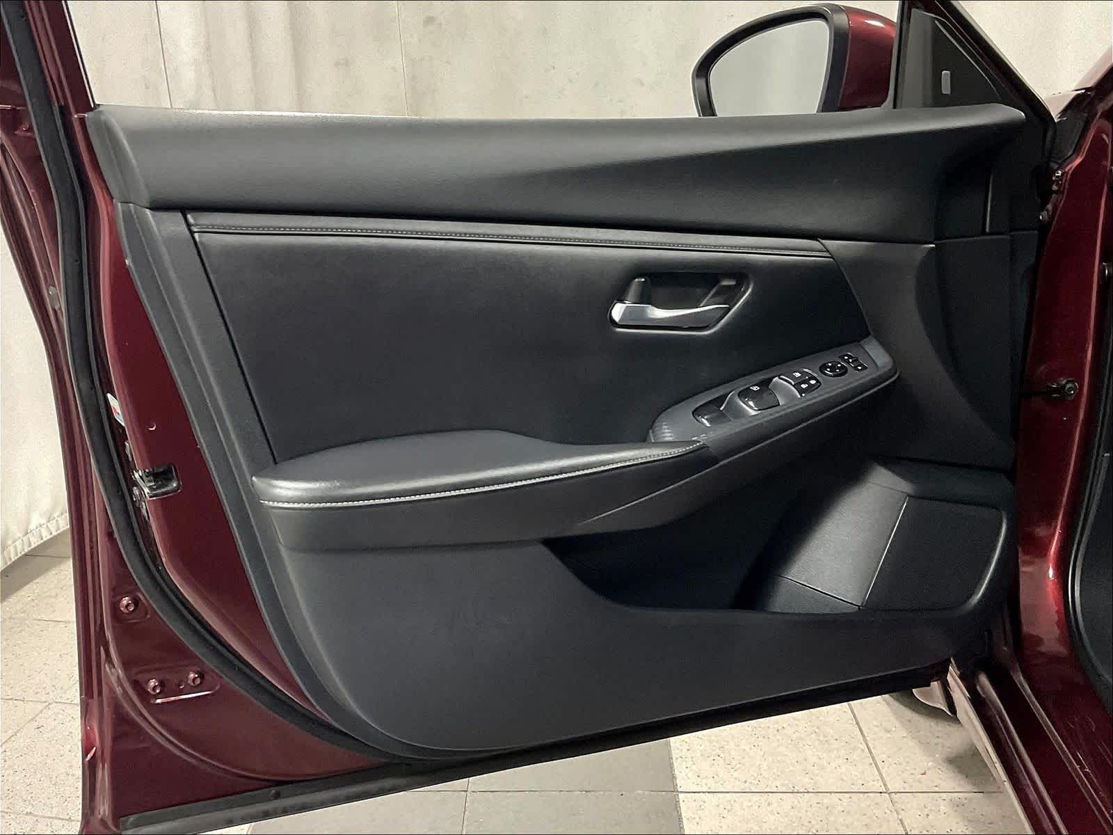 2020 Nissan Sentra SV - Photo 9