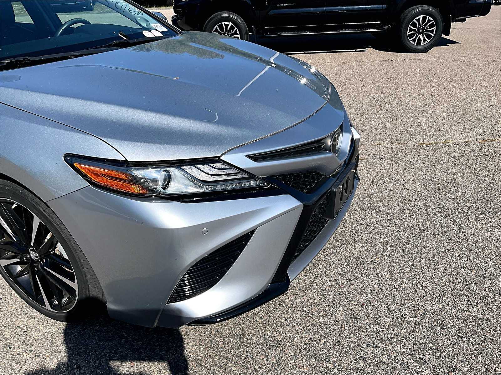 2018 Toyota Camry XSE V6 - Photo 5
