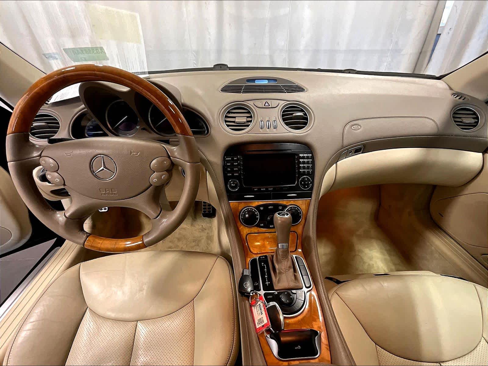 2006 Mercedes-Benz SL-Class 5.0L - Photo 21
