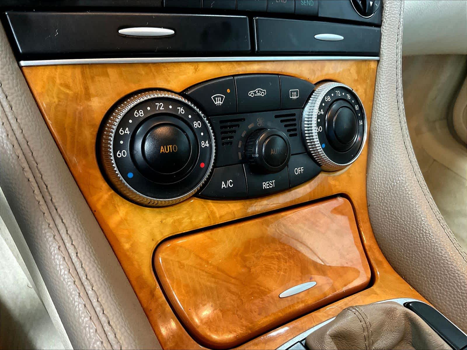 2006 Mercedes-Benz SL-Class 5.0L - Photo 25