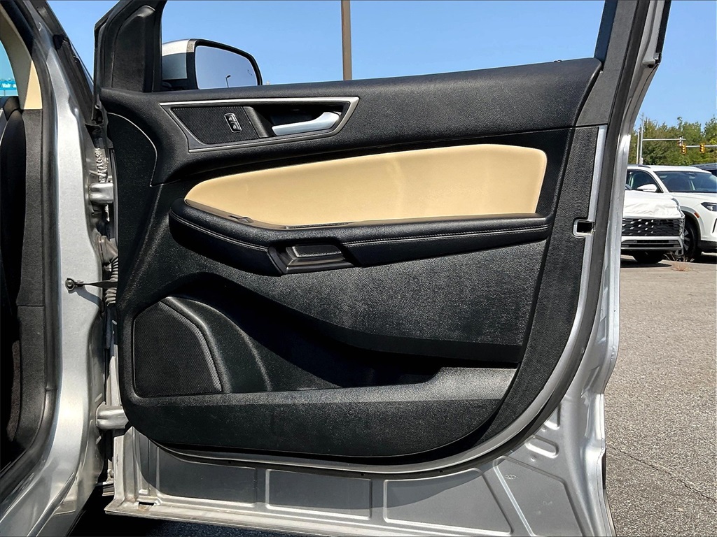 2023 Ford Edge SEL - Photo 11