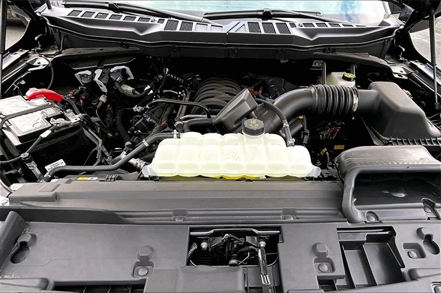 2025 Ford F-150 STX - Photo 12