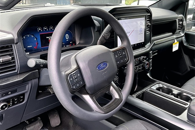 2025 Ford F-150 STX - Photo 7