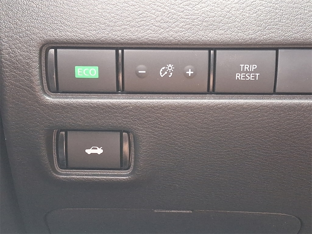 2025 Nissan Sentra SV - Photo 17