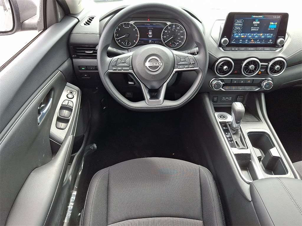 2025 Nissan Sentra SV - Photo 7