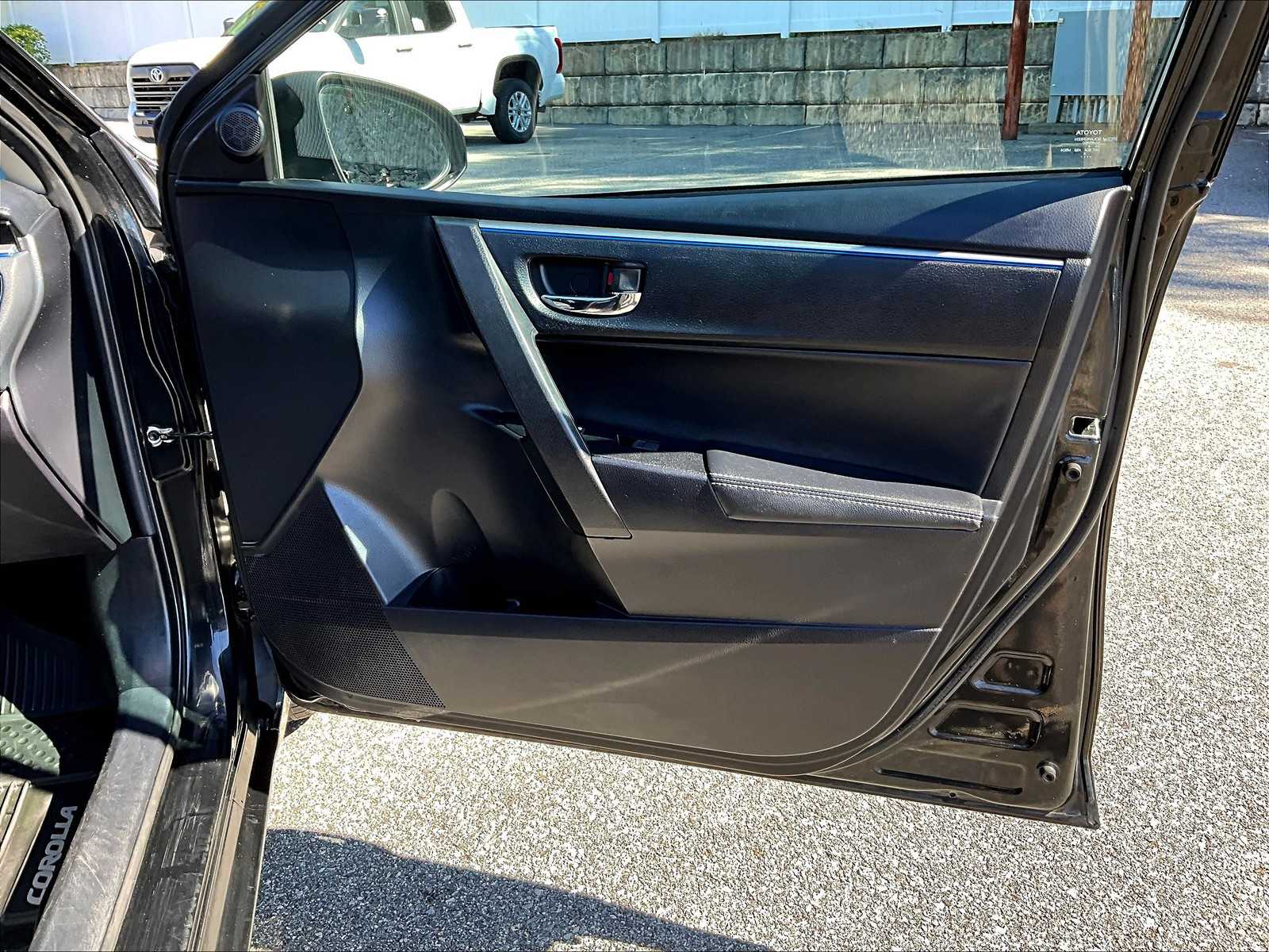 2014 Toyota Corolla S Plus - Photo 12