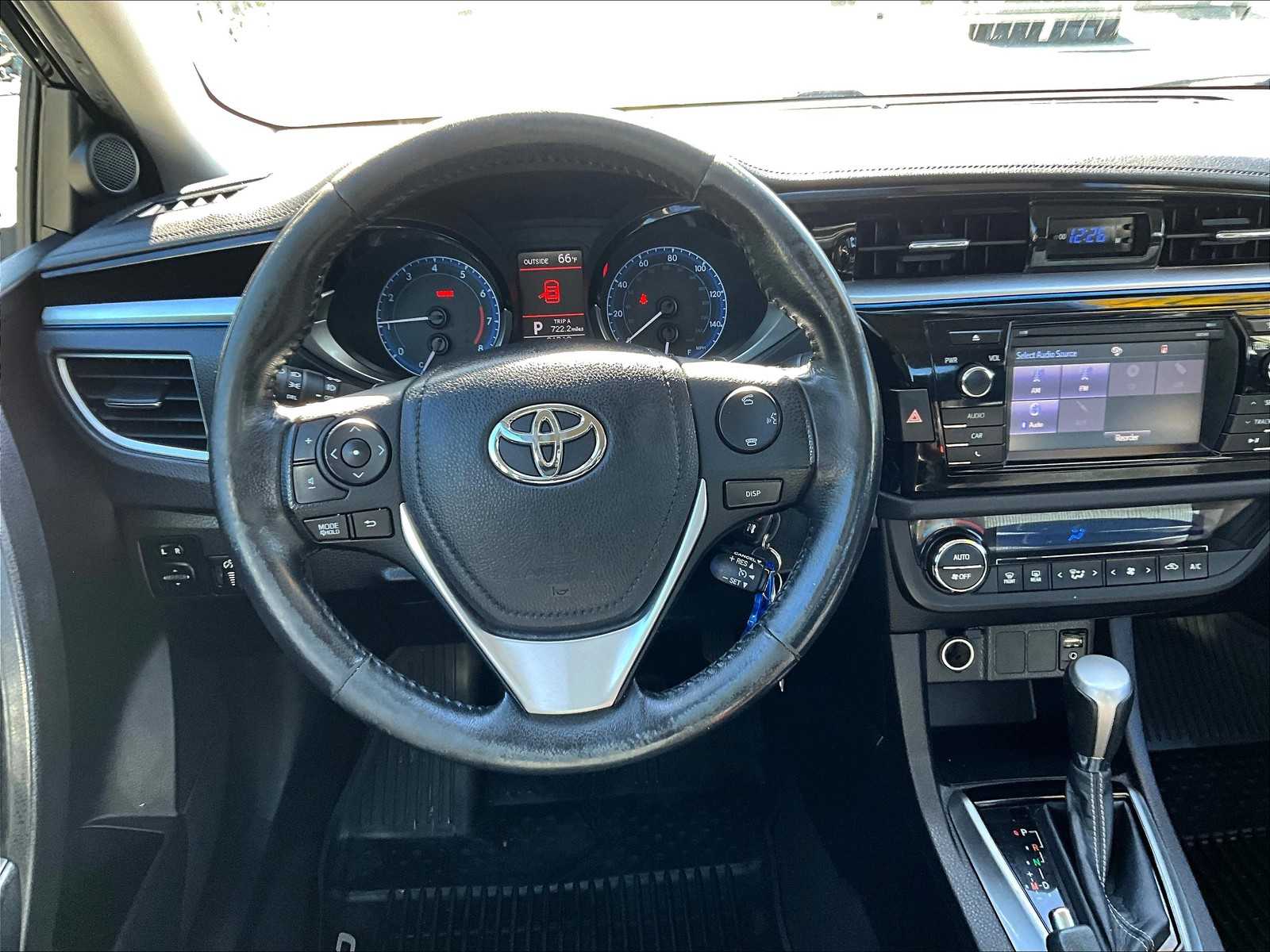 2014 Toyota Corolla S Plus - Photo 17