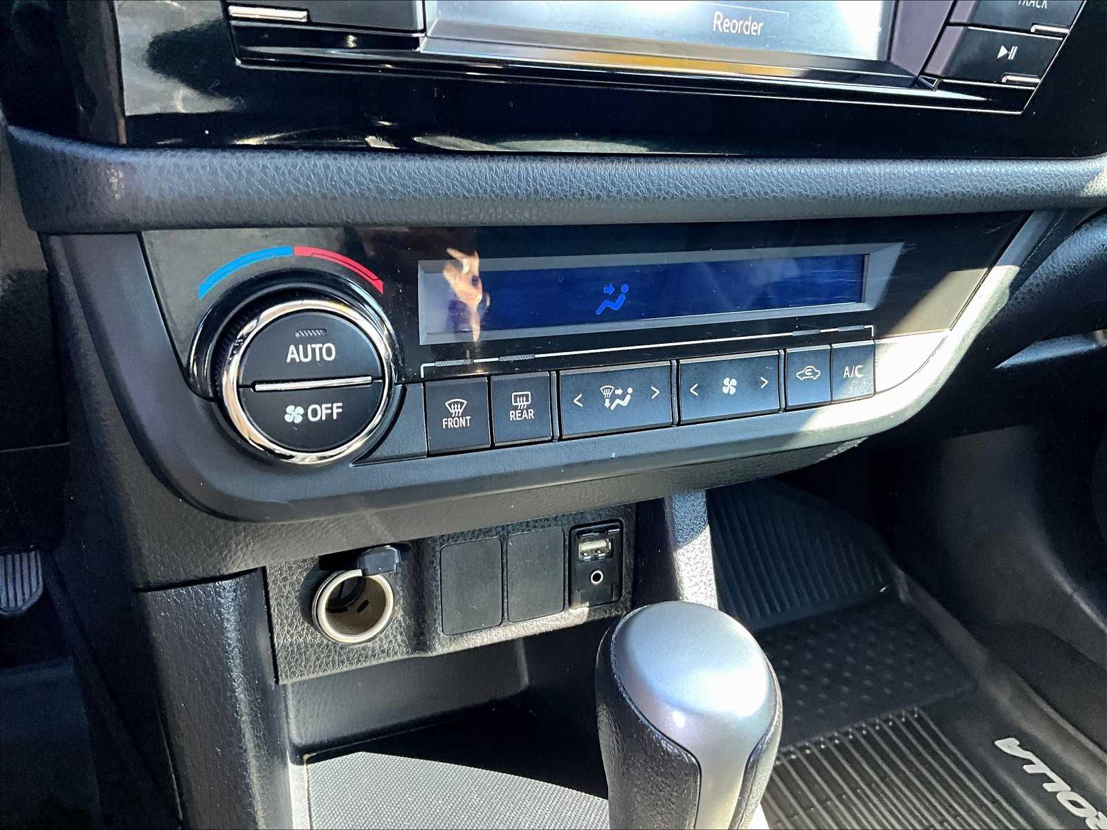 2014 Toyota Corolla S Plus - Photo 26