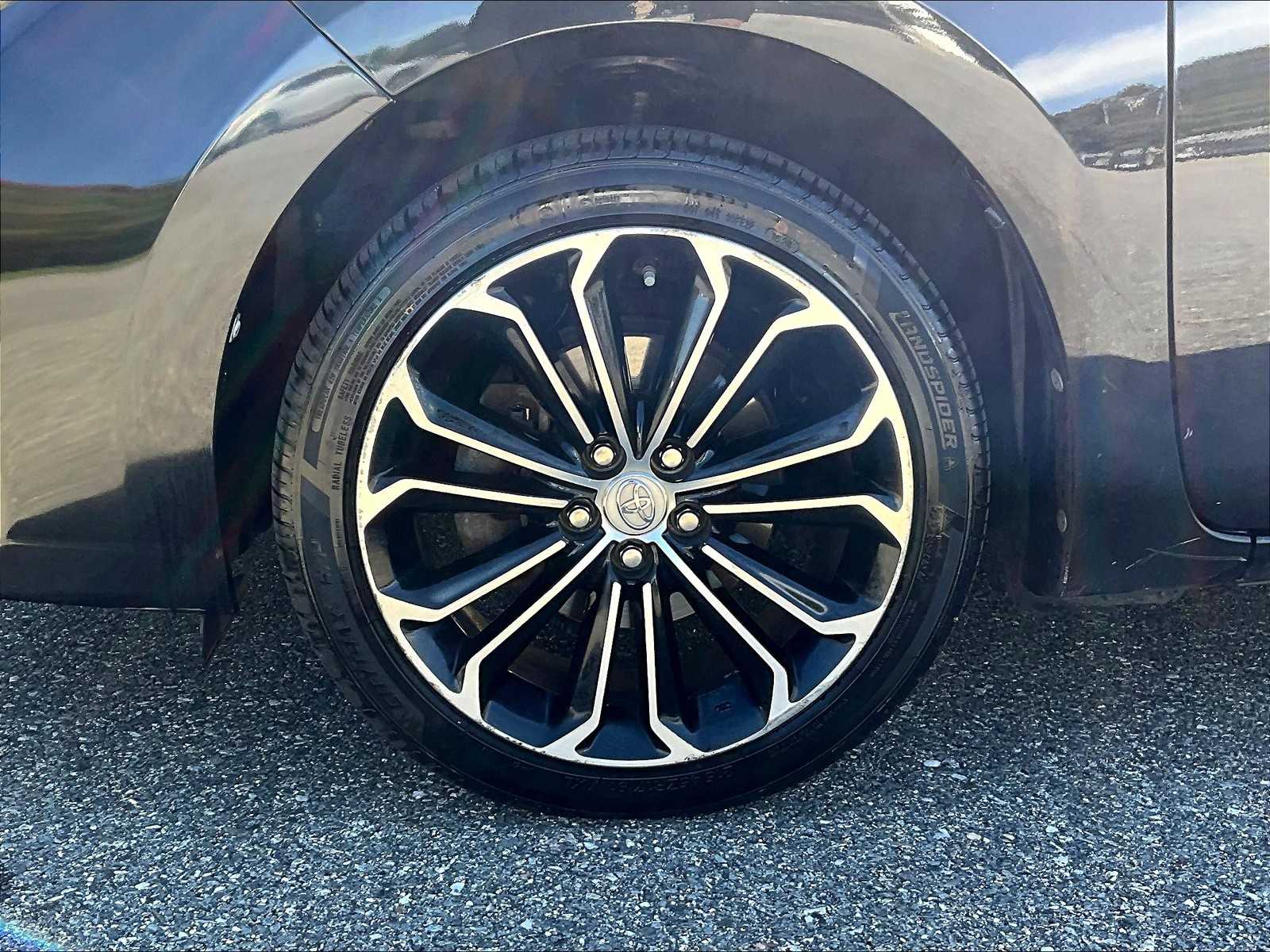 2014 Toyota Corolla S Plus - Photo 7