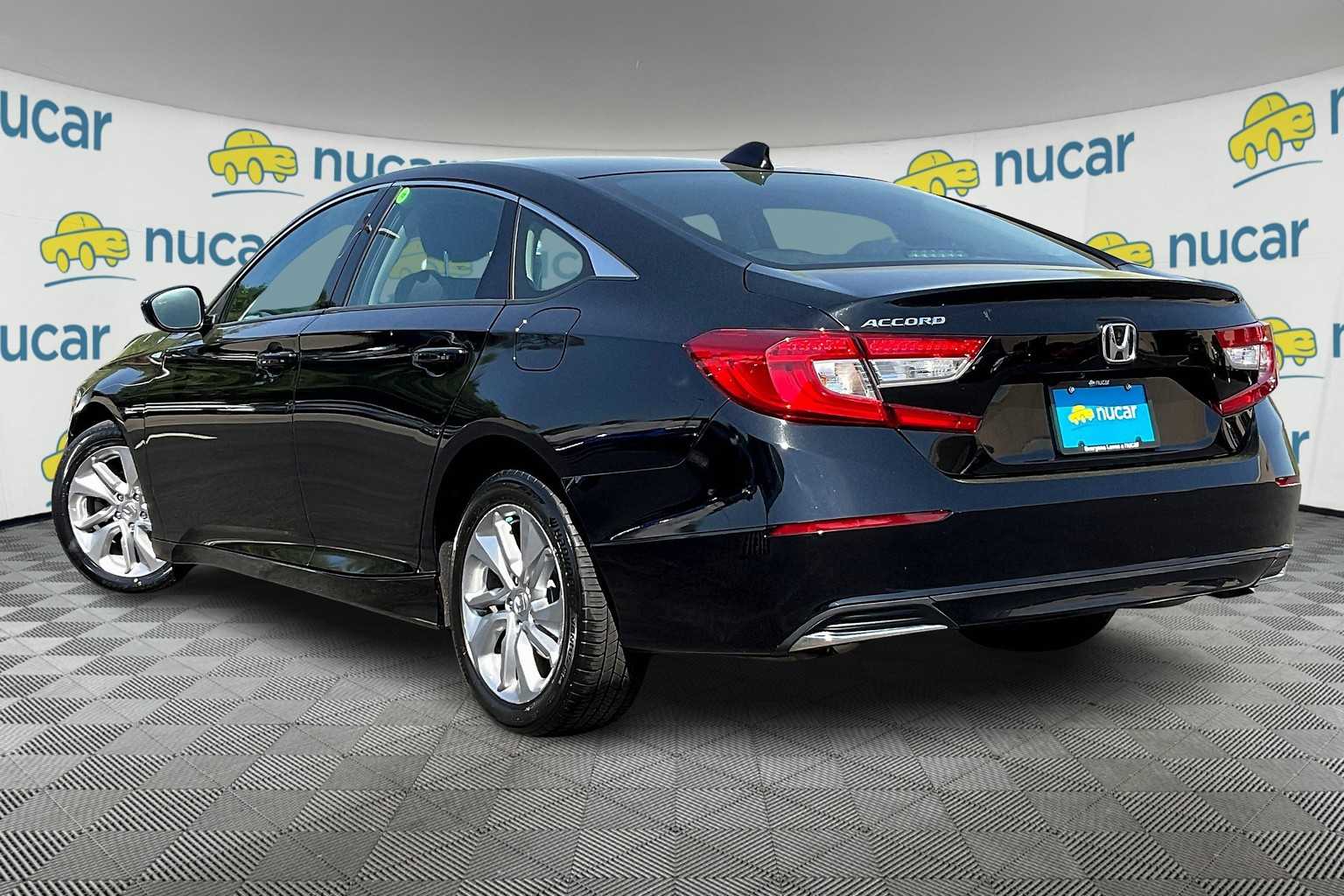 2020 Honda Accord LX - Photo 4