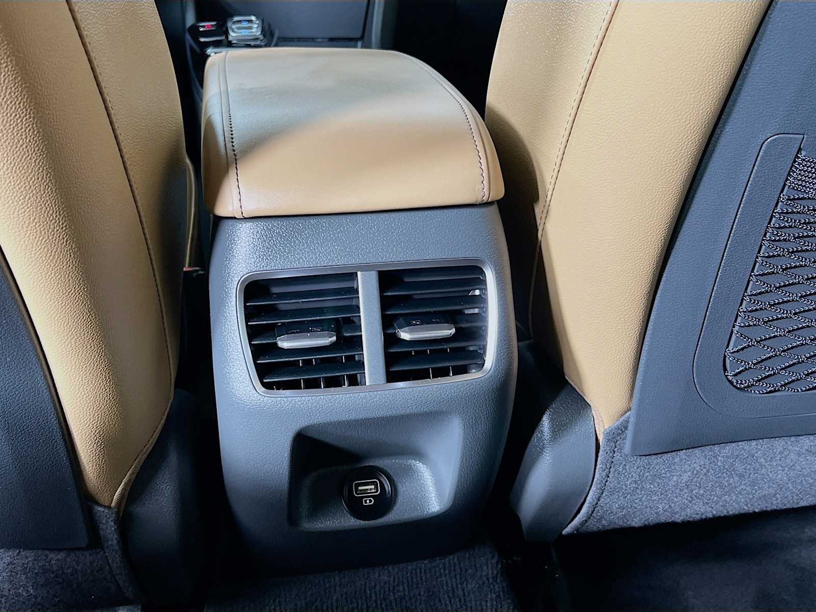 2022 Hyundai Sonata Limited - Photo 27