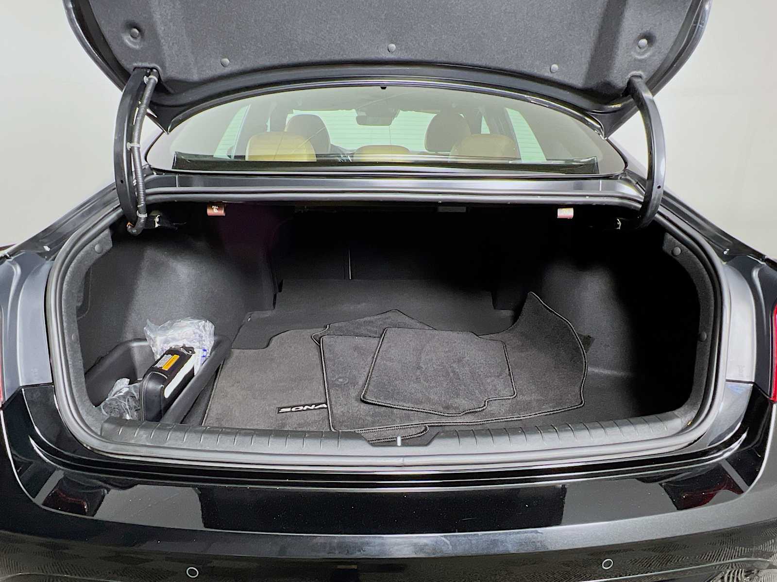 2022 Hyundai Sonata Limited - Photo 28