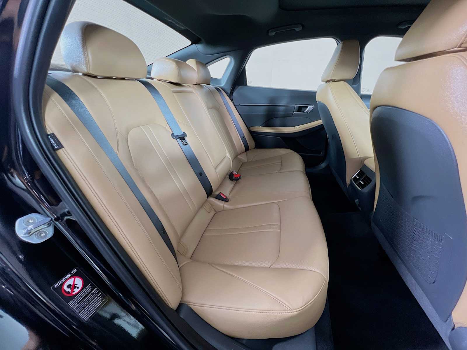 2022 Hyundai Sonata Limited - Photo 29