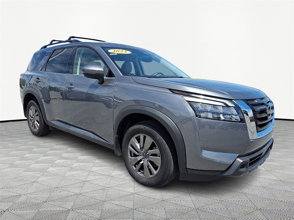 2023 Nissan Pathfinder SV - Photo 1