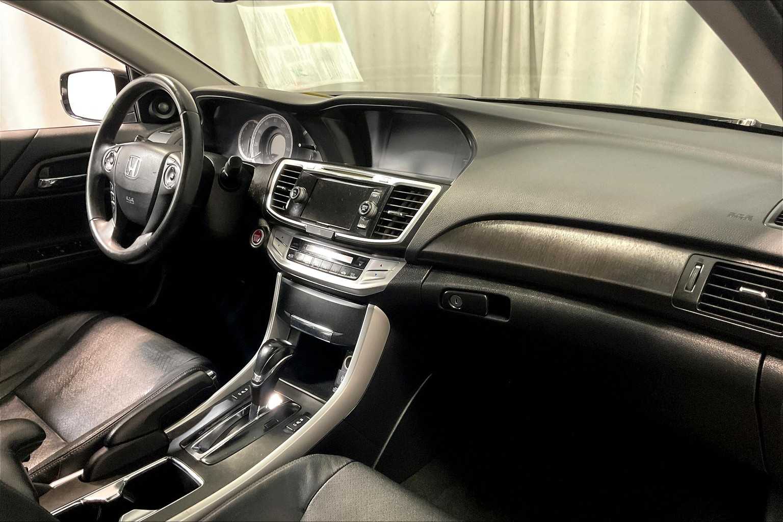 2014 Honda Accord EX-L - Photo 14