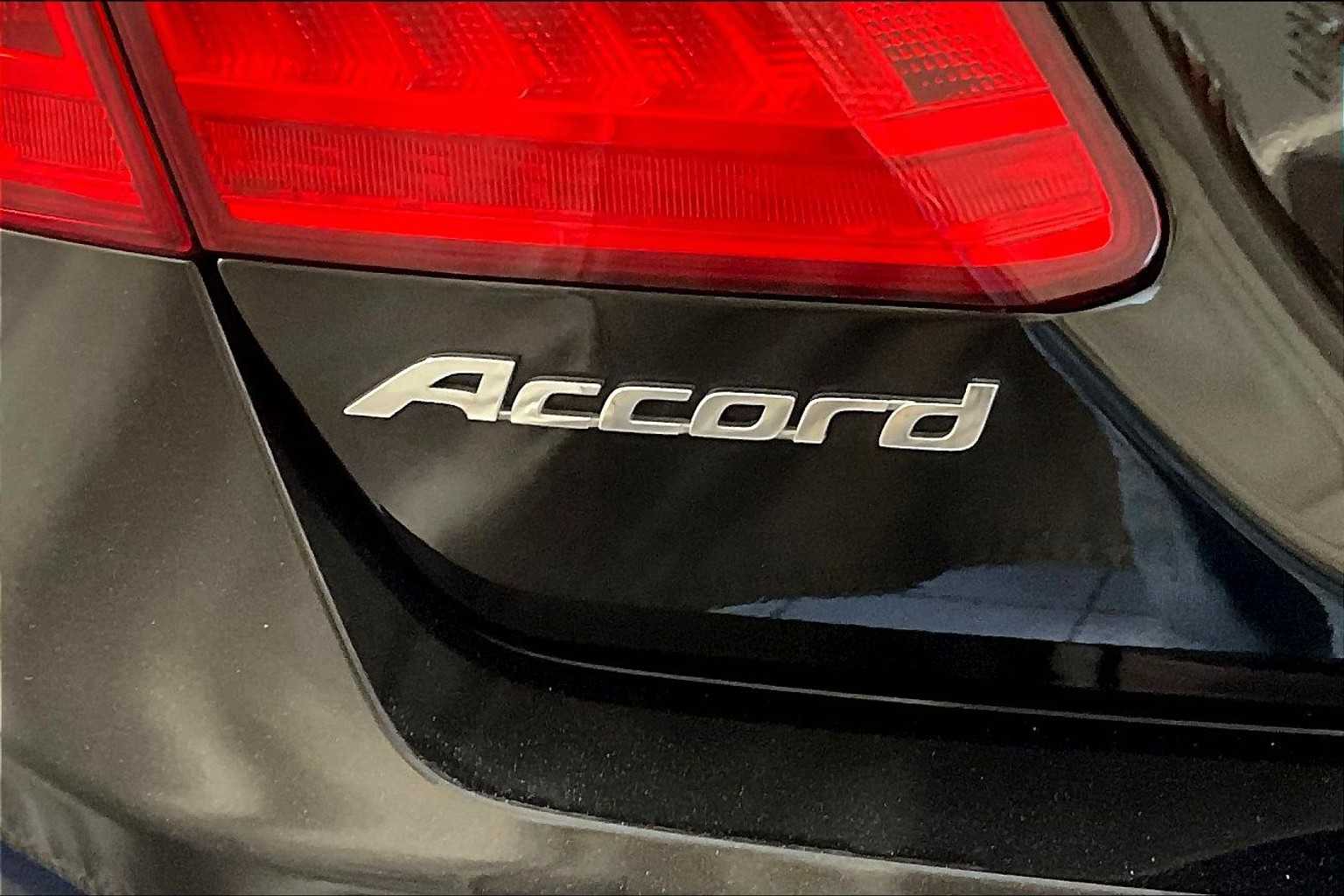 2014 Honda Accord EX-L - Photo 28