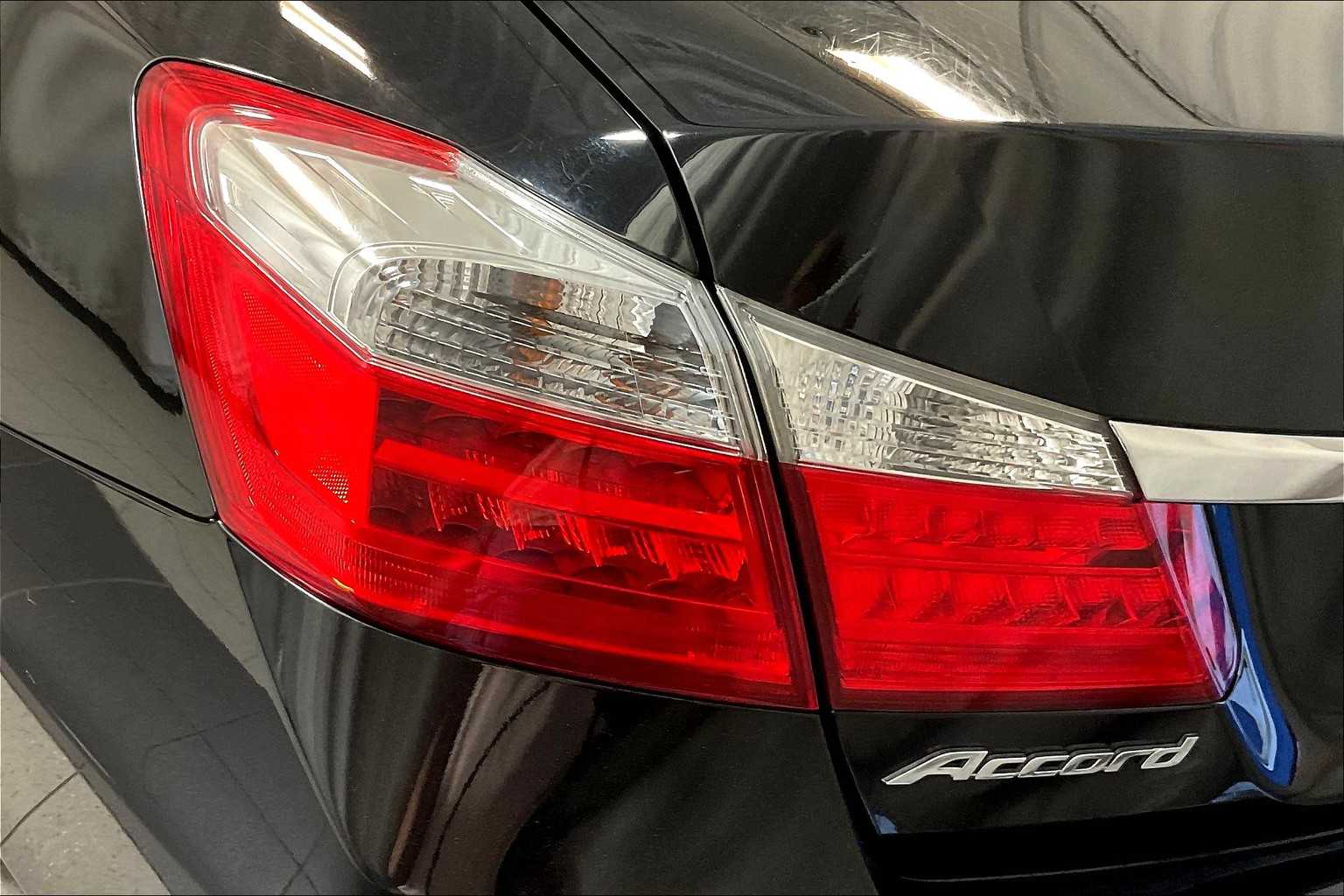 2014 Honda Accord EX-L - Photo 32