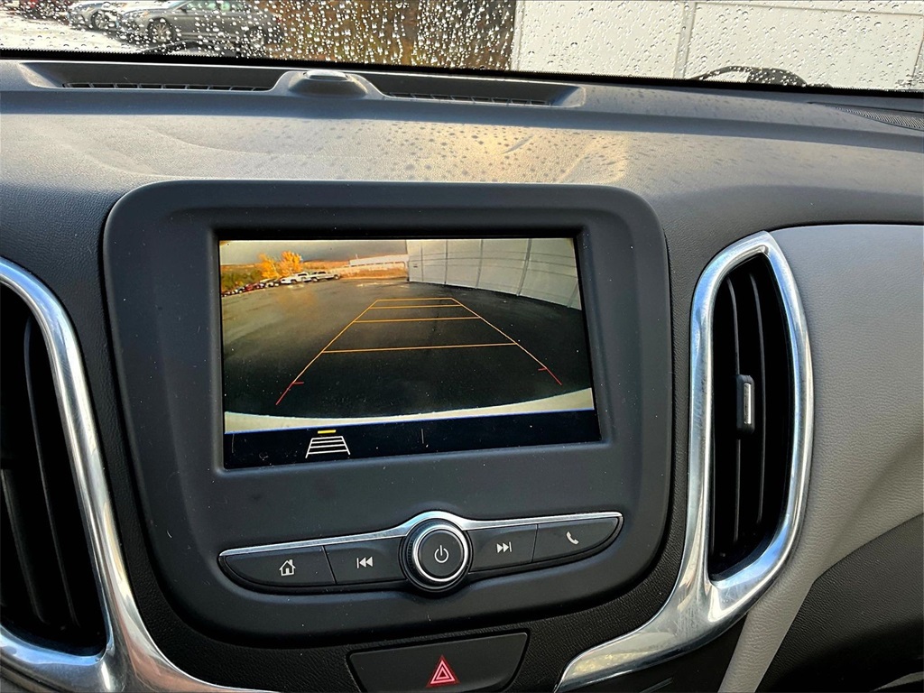 2019 Chevrolet Equinox LS - Photo 19