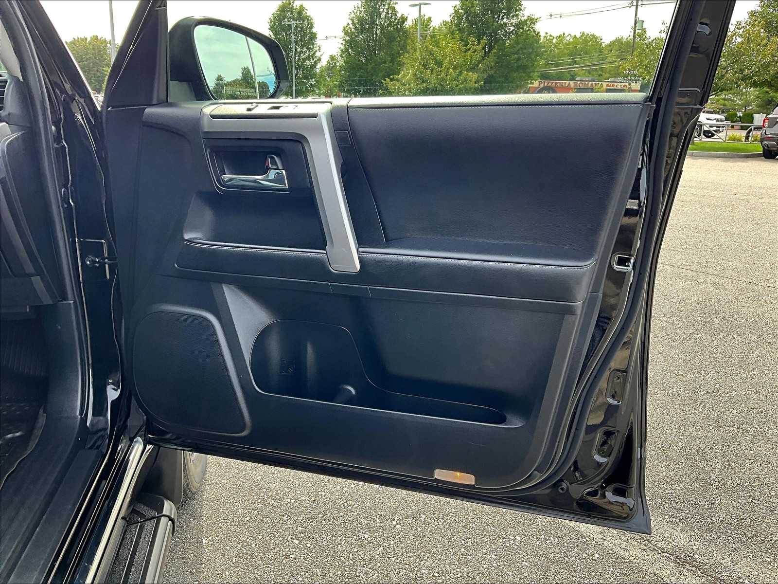 2023 Toyota 4Runner Limited - Photo 12
