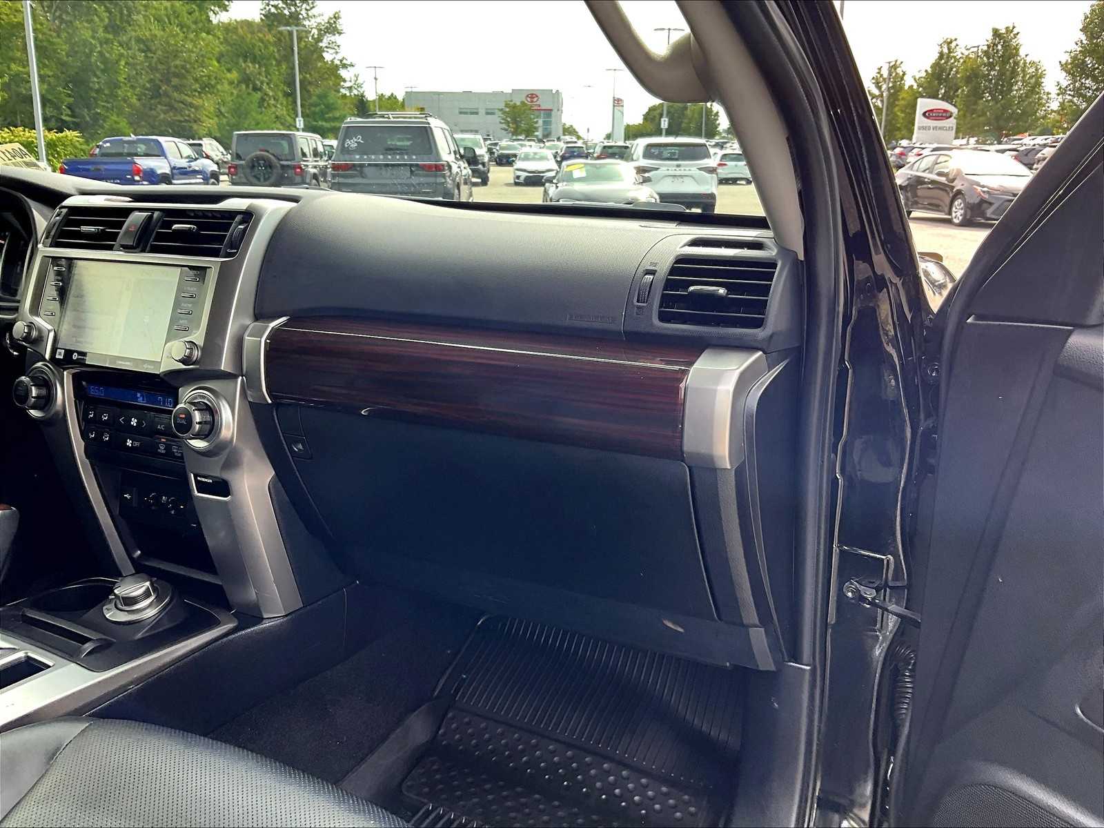 2023 Toyota 4Runner Limited - Photo 13