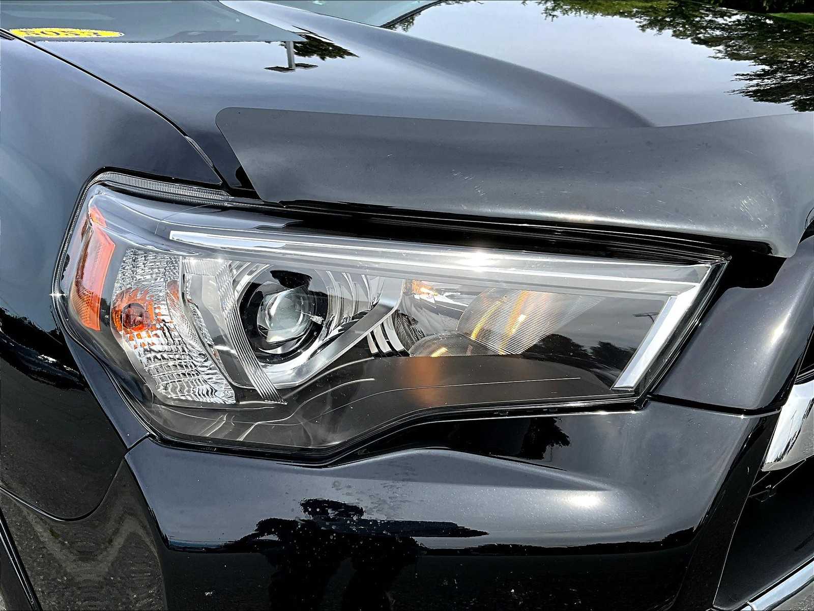 2023 Toyota 4Runner Limited - Photo 33